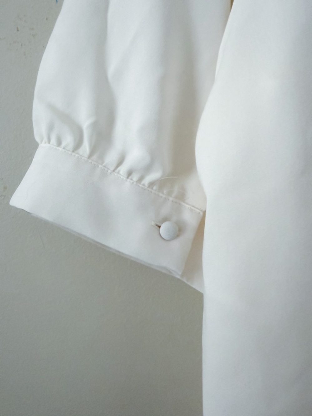Ann Taylor White Blouse | Pleated Neck Button Front Top Short Sleeve XL - Picture 3 of 10